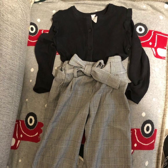 Girls black top and plaid pants - Picture 3 of 5